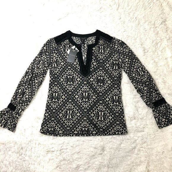 LUCKY BRAND Longsleeved printed top felt v neck XS - Picture 1 of 10